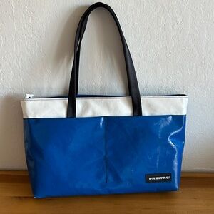 Freitag Sterling F560 Blue & WhiteTote Bag excellent!!!!